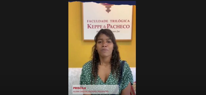 Priscila, Aluna das Faculdades Trilógicas